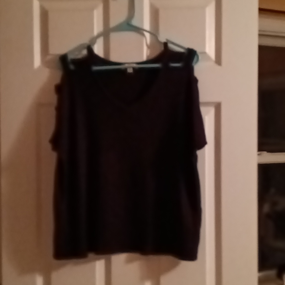 Zenana Outfitters shirt